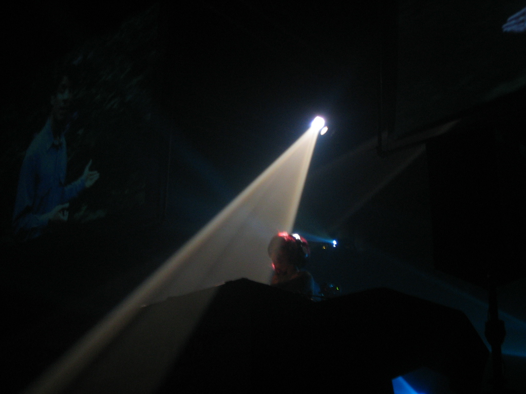 Suzy Solar @ The Amphitheater10