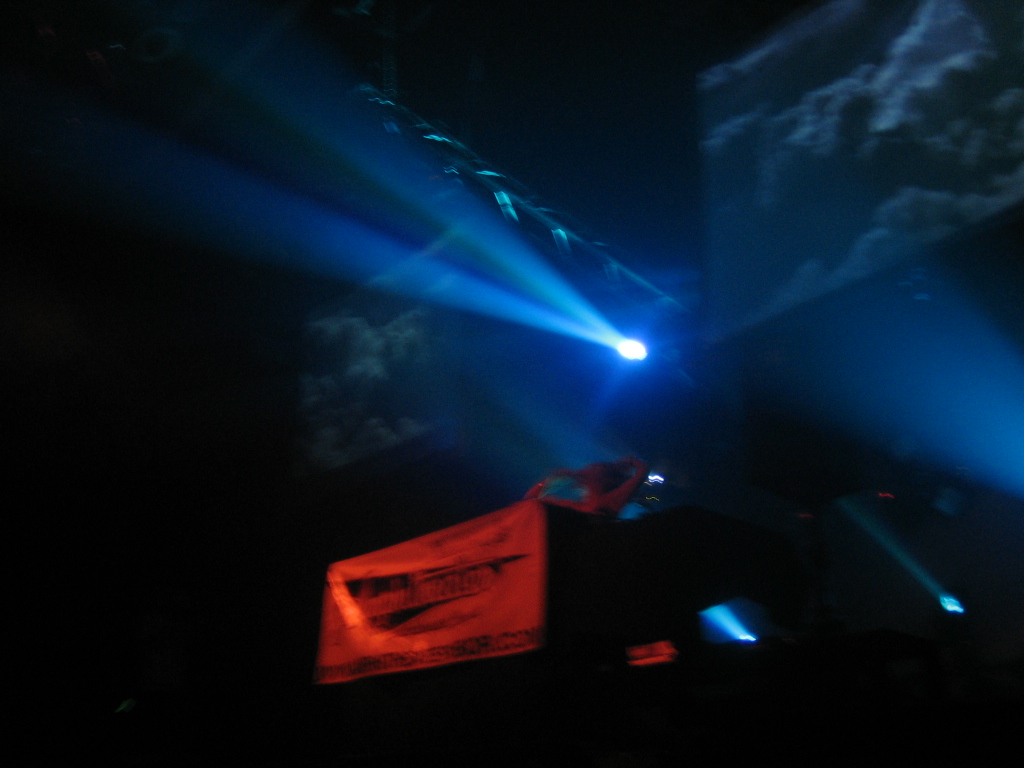Suzy Solar @ The Amphitheater12