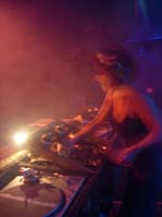 Suzy Solar Live @ Amphitheater April 1,2006 021