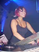 Suzy Solar Live @ Amphitheater April 1,2006 079