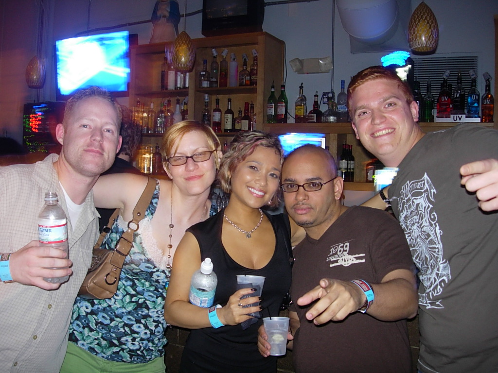 Wet Bar - David, Jessica, Suzy, Oscar, Roland