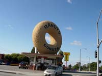 Famous landmark - Randy's Doughnuts