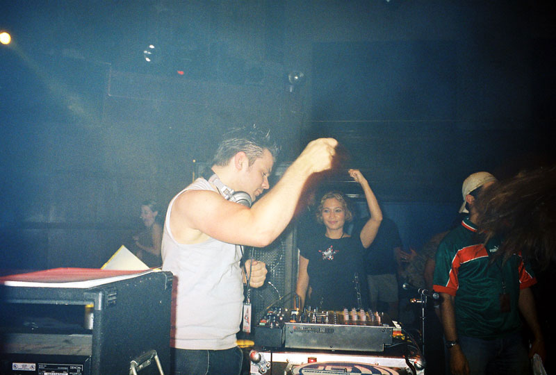 handsup