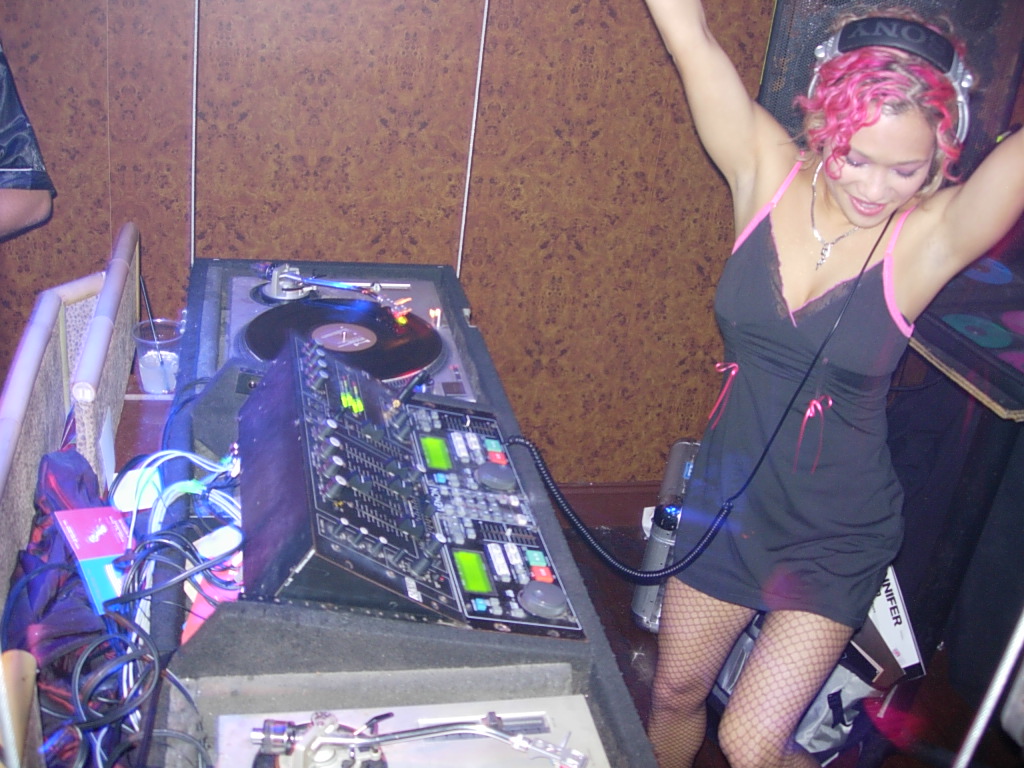 Suzy Solar @ Tantra @ Amphitheater30